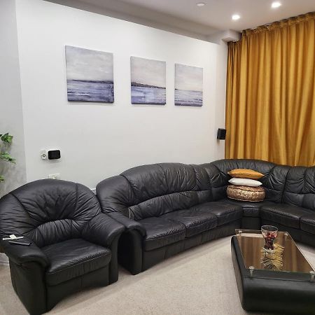 Large Luxury Apartment - Penthouse - Terrace Bucarest Exterior foto