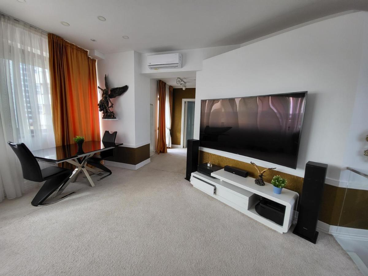 Large Luxury Apartment - Penthouse - Terrace Bucarest Exterior foto